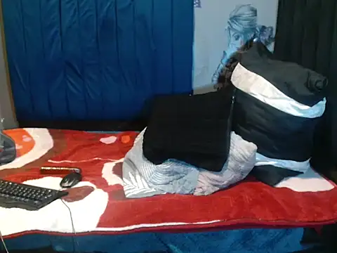 Snapshot of Naughty_Promise chatting on August 2026 09:39:02 PM Naughty Promise online show from August 2026 09:39:02 PM