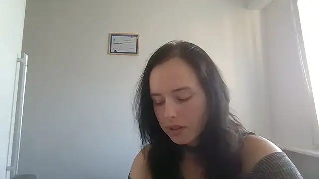 Snapshot of Exclusive_Pearl chatting on August 2026 05:37:01 PM Exclusive Pearl online show from August 2026 05:37:01 PM
