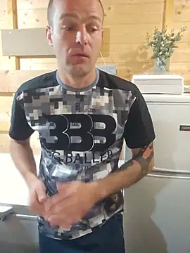 Snapshot of BadBunnyXMi chatting on August 2026 03:44:02 AM BadBunnyXMi online show from August 2026 03:44:02 AM