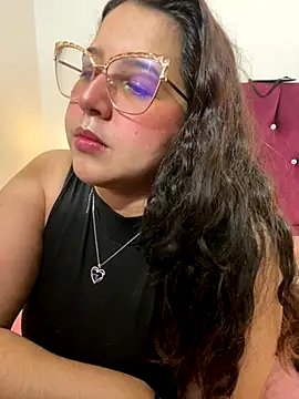 shara  online show from November 2025 02:33:01 AM