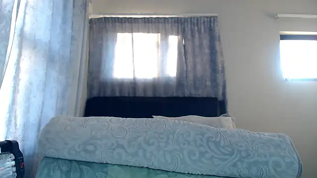 Snapshot of leanna23 chatting on May 2026 05:12:01 AM leanna23 online show from May 2026 05:12:01 AM