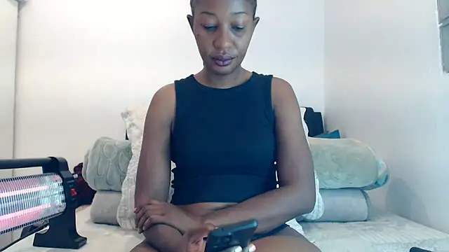 Snapshot of leanna23 chatting on June 2026 01:28:02 AM leanna23 online show from June 2026 01:28:02 AM