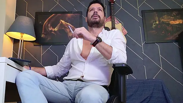 ChrisKox online show from November 2025 05:05:01 AM