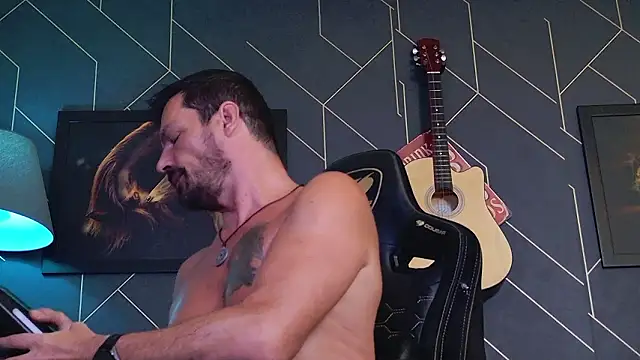 ChrisKox online show from February 2026 12:58:02 PM