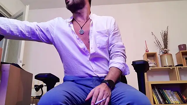 ChrisKox online show from April 2026 01:01:02 AM