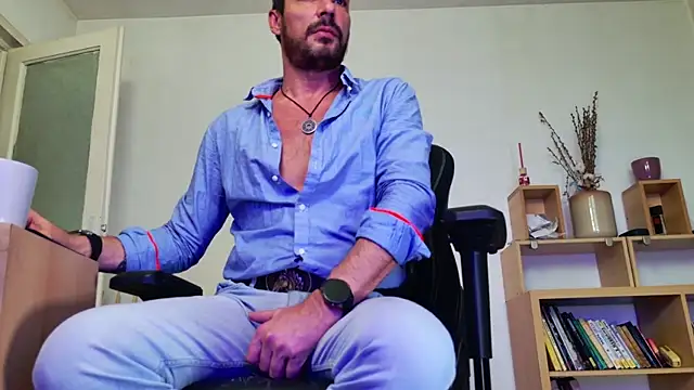 ChrisKox online show from April 2026 04:10:02 PM