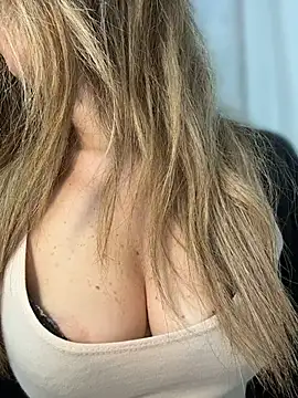 Snapshot of sexylenia chatting on April 2026 10:36:02 PM sexylenia online show from April 2026 10:36:02 PM