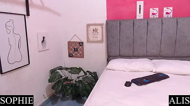 Sophie And Alis online show from February 2025 10:55:01 AM