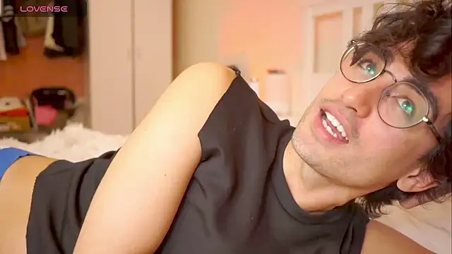 AlanDeNavarre online show from September 2025 08:41:02 PM