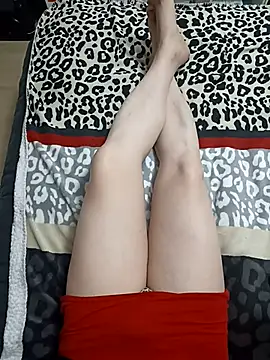 Snapshot of JulietteMaitresse chatting on February 2026 07:26:01 AM JulietteMaitresse online show from February 2026 07:26:01 AM