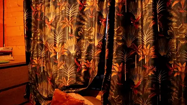 Snapshot of LittleMe97 chatting on February 2026 08:24:02 AM LittleMe97 online show from February 2026 08:24:02 AM