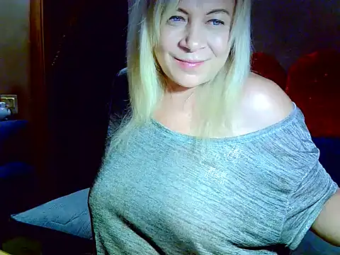 AgoniA7 online show from February 2026 09:07:01 PM