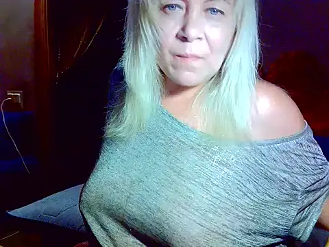 Snapshot of AgoniA7 chatting on June 2026 06:46:02 PM AgoniA7 online show from June 2026 06:46:02 PM