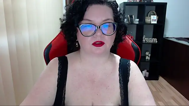 Snapshot of MissTroublle chatting on March 2025 09:40:02 AM MissTroublle online show from March 2025 09:40:02 AM