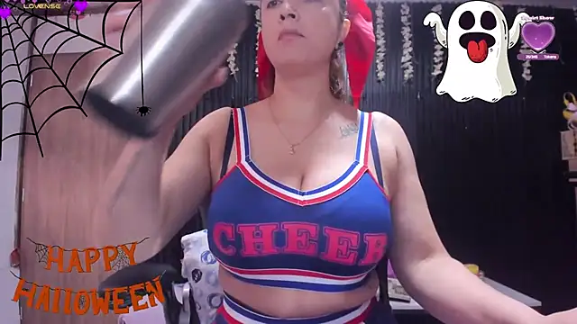 lalanaughty online show from October 2025 01:01:02 PM