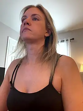 Kay Cakes online show from January 2026 04:12:02 PM