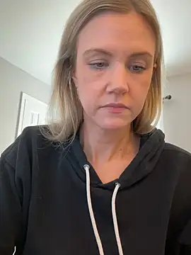 Kay Cakes online show from February 2026 07:20:01 PM