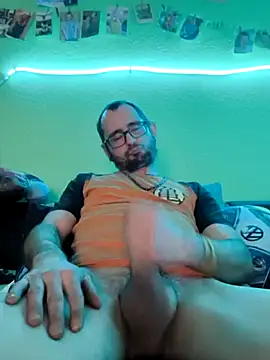 Snapshot of Steveschaw chatting on February 2025 10:45:01 PM Steveschaw online show from February 2025 10:45:01 PM