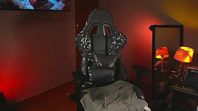 coraline latin online show from November 2025 11:04:02 PM