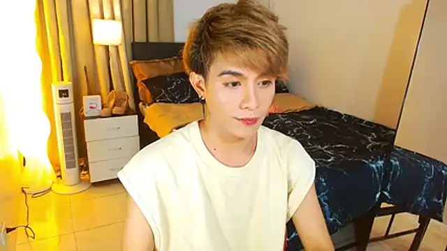 Snapshot of WildestTwink chatting on July 2026 01:17:01 PM WildestTwink online show from July 2026 01:17:01 PM