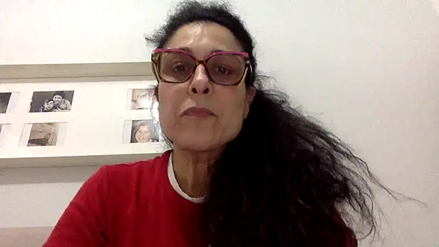 Snapshot of crudeliafrancy chatting on February 2026 03:43:02 PM crudeliafrancy online show from February 2026 03:43:02 PM