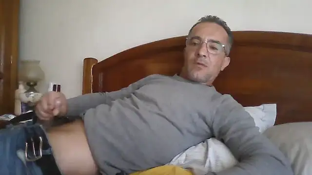 Snapshot of CarlosRocha73 chatting on May 2026 10:36:01 AM CarlosRocha73 online show from May 2026 10:36:01 AM