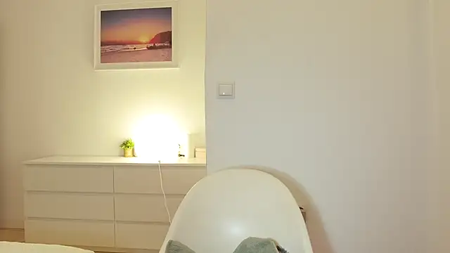 Snapshot of StracciaStella- chatting on January 2026 05:04:01 PM StracciaStella- online show from January 2026 05:04:01 PM