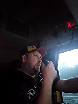 Snapshot of ktmtom247 chatting on February 2026 06:40:02 AM ktmtom247 online show from February 2026 06:40:02 AM