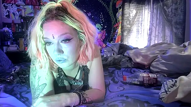 Snapshot of TEXASMARYYYJANE chatting on October 2025 04:44:02 PM TEXASMARYYYJANE online show from October 2025 04:44:02 PM