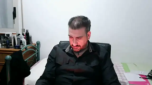 Italian dark desire online show from February 2026 08:56:01 PM