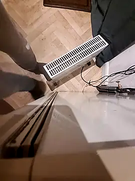 realeasy1 online show from November 2025 03:10:02 AM