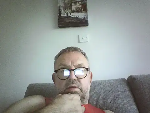 Snapshot of DrewDongle chatting on January 2026 10:29:01 AM DrewDongle online show from January 2026 10:29:01 AM