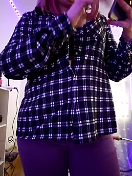 Snapshot of _NinaLuvSins_ chatting on February 2025 03:37:02 PM  NinaLuvSins  online show from February 2025 03:37:02 PM