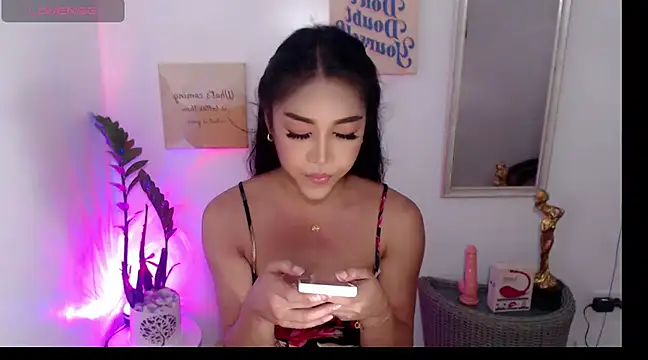 Snapshot of AsianMariaTs chatting on March 2025 02:21:02 PM AsianMariaTs online show from March 2025 02:21:02 PM