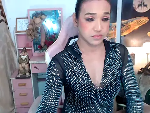 Snapshot of AsianMariaTs chatting on November 2025 02:43:02 PM AsianMariaTs online show from November 2025 02:43:02 PM