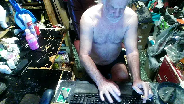 russtee online show from January 2026 10:12:02 PM