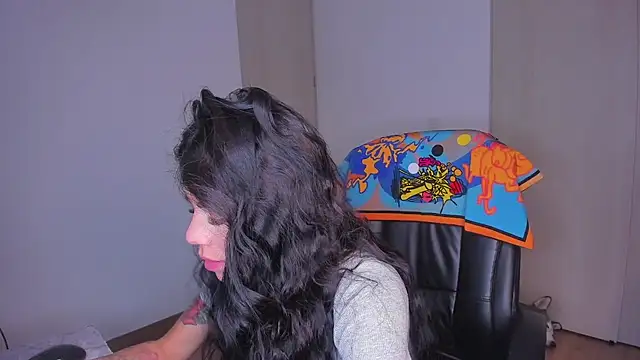 Lisegg  online show from September 2025 10:06:02 AM