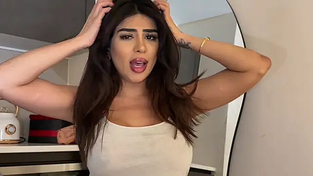 Snapshot of ArabicBarbie chatting on April 2026 11:21:01 PM ArabicBarbie online show from April 2026 11:21:01 PM