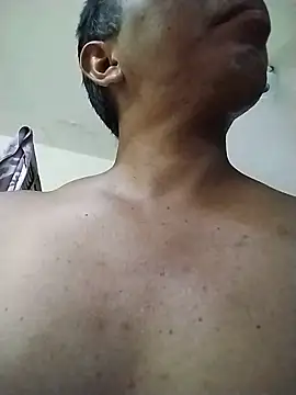 Snapshot of desnudo_Sexoxo chatting on May 2026 11:33:01 PM desnudo Sexoxo online show from May 2026 11:33:01 PM