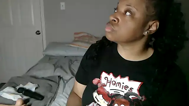 Snapshot of Sexymona1218 chatting on October 2025 08:29:02 AM Sexymona1218 online show from October 2025 08:29:02 AM