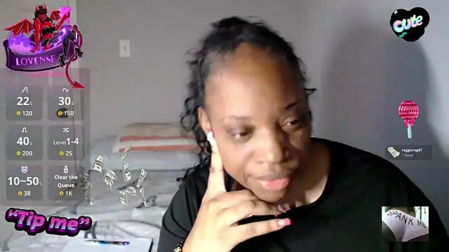 Snapshot of Sexymona1218 chatting on November 2025 11:26:01 PM Sexymona1218 online show from November 2025 11:26:01 PM