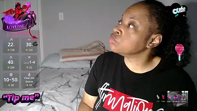 Snapshot of Sexymona1218 chatting on November 2025 12:38:02 PM Sexymona1218 online show from November 2025 12:38:02 PM