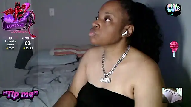 Snapshot of Sexymona1218 chatting on November 2025 06:29:02 PM Sexymona1218 online show from November 2025 06:29:02 PM