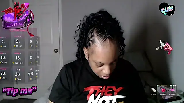 Snapshot of Sexymona1218 chatting on November 2025 04:34:01 AM Sexymona1218 online show from November 2025 04:34:01 AM