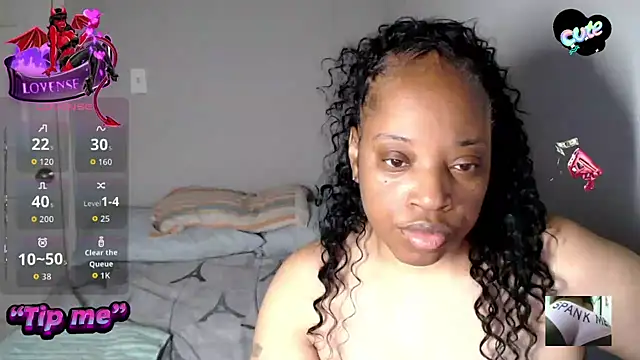 Snapshot of Sexymona1218 chatting on November 2025 10:31:02 PM Sexymona1218 online show from November 2025 10:31:02 PM