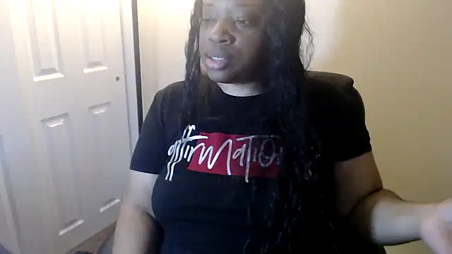 Snapshot of Sexymona1218 chatting on January 2026 05:11:01 AM Sexymona1218 online show from January 2026 05:11:01 AM