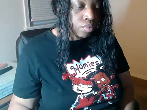 Snapshot of Sexymona1218 chatting on February 2026 06:22:02 AM Sexymona1218 online show from February 2026 06:22:02 AM