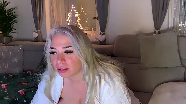 Snapshot of Monageil chatting on December 2024 09:54:02 AM Monageil online show from December 2024 09:54:02 AM