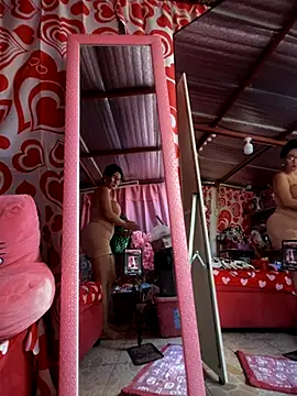 Snapshot of sweetieme chatting on November 2025 01:20:02 AM sweetieme online show from November 2025 01:20:02 AM