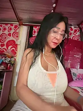 Snapshot of sweetieme chatting on June 2026 02:23:02 AM sweetieme online show from June 2026 02:23:02 AM